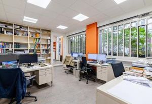 Vente bureaux Paris 9 - Rue Chaptal et cour intérieure