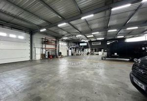 Location entrepôt Montrabé - Proche A68 - Bureaux inclus