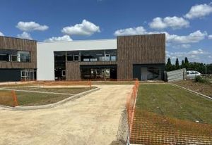 Vente local commercial neuf Louvres - RER accessible