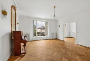 Bureaux Paris 7 - Pied du Bon Marché et métro Sèvres-Babylone