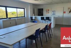 Bureaux à louer Montélimar Sud - Proche bus et axe N7