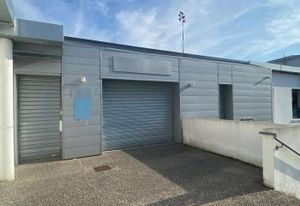 Location local d'activité Anglet - Bureaux et atelier