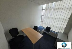 Location bureaux Abbeville Centre - Proche stationnement et coeur de ville