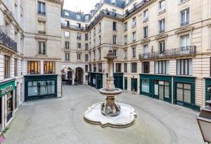 Vente bureaux Paris 1 rue du Louvre - Métro Chatelet