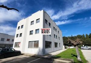 Bureaux à louer Six-Fours-les-Plages - Proche A50