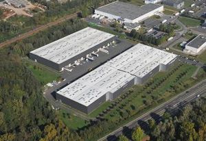 Location entrepôt Le Meux - 13 quais niveleurs et HSP 8 m