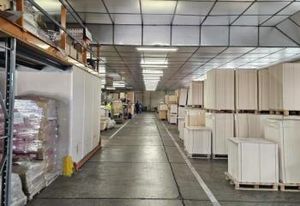 Locaux industriels à vendre Entraigues-sur-la-Sorgue - Parcelles constructibles