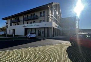 Vente bureaux Bizanos - Accessibilité PMR et parkings