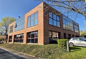 Location locaux bureaux/activité Champs-sur-Marne - Parc Haute Maison