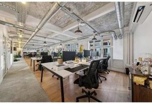 Location bureaux Paris 10 - Style industriel, proche Poissonnière et Gare du Nord