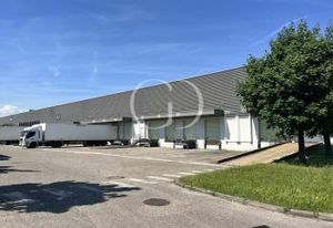 Location entrepôt Vénissieux - Proche périphérique Laurent Bonnevay