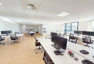 Bureaux à louer Nice La Plaine - Proche Stade Allianz Riviera, Tramway et Autoroute A8