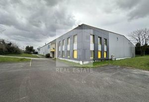 Site industriel à vendre Balan - Proche A42 et ICPE