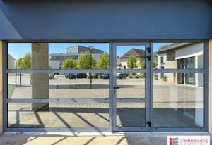 Location local commercial Acigné place de la Mairie