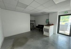 Location entrepôt Beychac-et-Caillau - Sortie autoroute N89