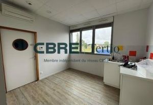 Location bureaux Parcay-Meslay - Accès direct A10 Nord de Tours