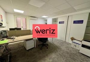 Location bureaux Marseille 1 - Rue de la République proche métro et tram