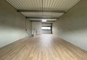 Location local d'activité 258 m² Gradignan - Accès immédiat rocade