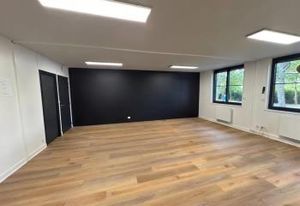 Location bureaux Lognes - Proche RER A et A4