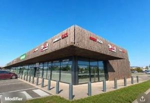 Location local commercial Saint-Bonnet-de-Mure - Axe principal