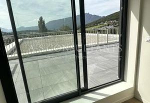 Location bureau Grésy-sur-Aix - Ascenseur et terrasse