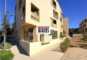 Location locaux commerciaux neufs Hyères - Eco quartier en bord de route
