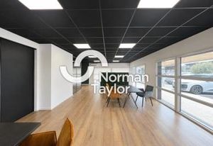 Location local commercial Pollestres - Zone dynamique