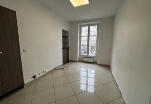 Location bureau Paris 10 - Proche métro Poissonnière et Gare du Nord