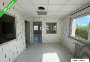 Bureaux à louer Thise - Proche Besançon - 5 emplacements parking