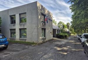 Bureaux à vendre/ louer Saint-Thibault-des-Vignes - Proche transports