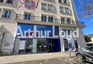 Location local commercial Caen - Place de la Résistance
