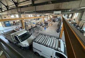 Location local d'activité Bourg-de-Péage - Atelier avec quai et pont roulant