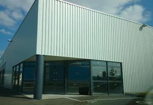 Location local d'activité Monéteau - Proche A6 et zone industrielle
