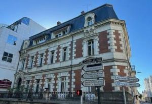 Location bureau Tours - Proche gare et tram Jean Jaurès