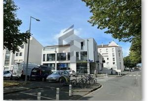 Location bureaux La Rochelle - Proche gare, 2 terrasses