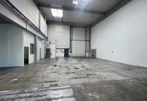 Location local d'activité Villeneuve-la-Garenne - Proche A86 et Qwartz