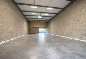 Location local d'activité Stains - Proche A1 et transports
