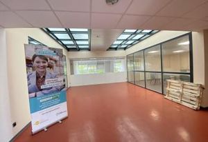 Location bureaux Beauvais - Proche axes routiers et grand parking