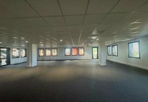 Location bureaux Dijon Nord - Tramway et autoroutes proches