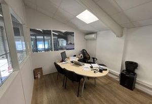 Location local d'activité Bayonne - 458 m²