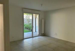 Location bureau Saint-Cyr-sur-Loire - Proche bus et route D952