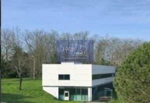 Vente bureaux Cenon - Proche tram A et bus multiples