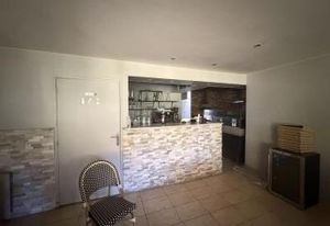 Location local commercial Voisins-le-Bretonneux - Proche Technocentre