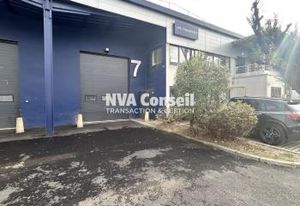 Local d'activité rénové à louer Saint-Ouen-l'Aumône