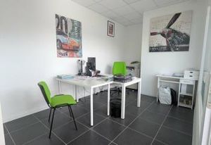 Location local commercial Criquebeuf-sur-Seine - Axe passant