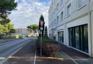 Location local commercial Bruges centre-ville - Proche transports