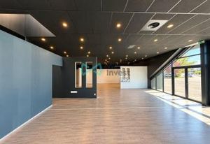 Location local commercial Lons - Zone attractive