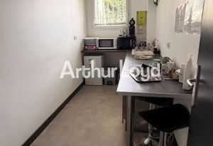 Vente local commercial Hérouville-Saint-Clair - 964 m²
