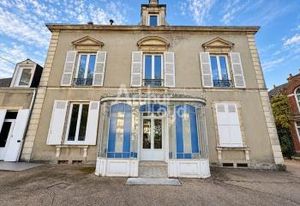 Vente/location bureaux Le Mans centre-ville avenue réputée