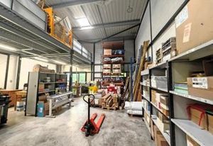 Locaux d'activité avec bureaux à vendre Bussy-Saint-Georges - A4/RER A